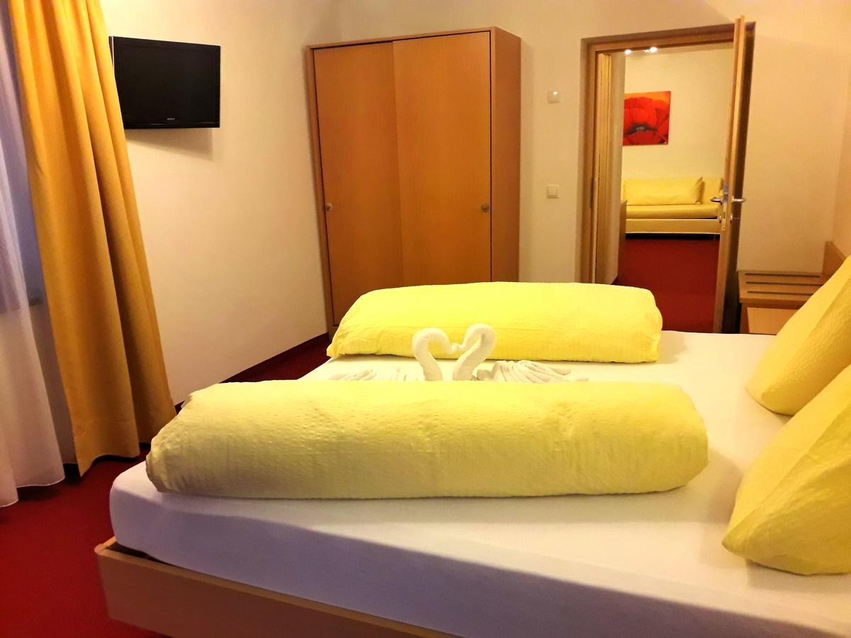 Bed and Breakfast Reschnerhof Резия Экстерьер фото
